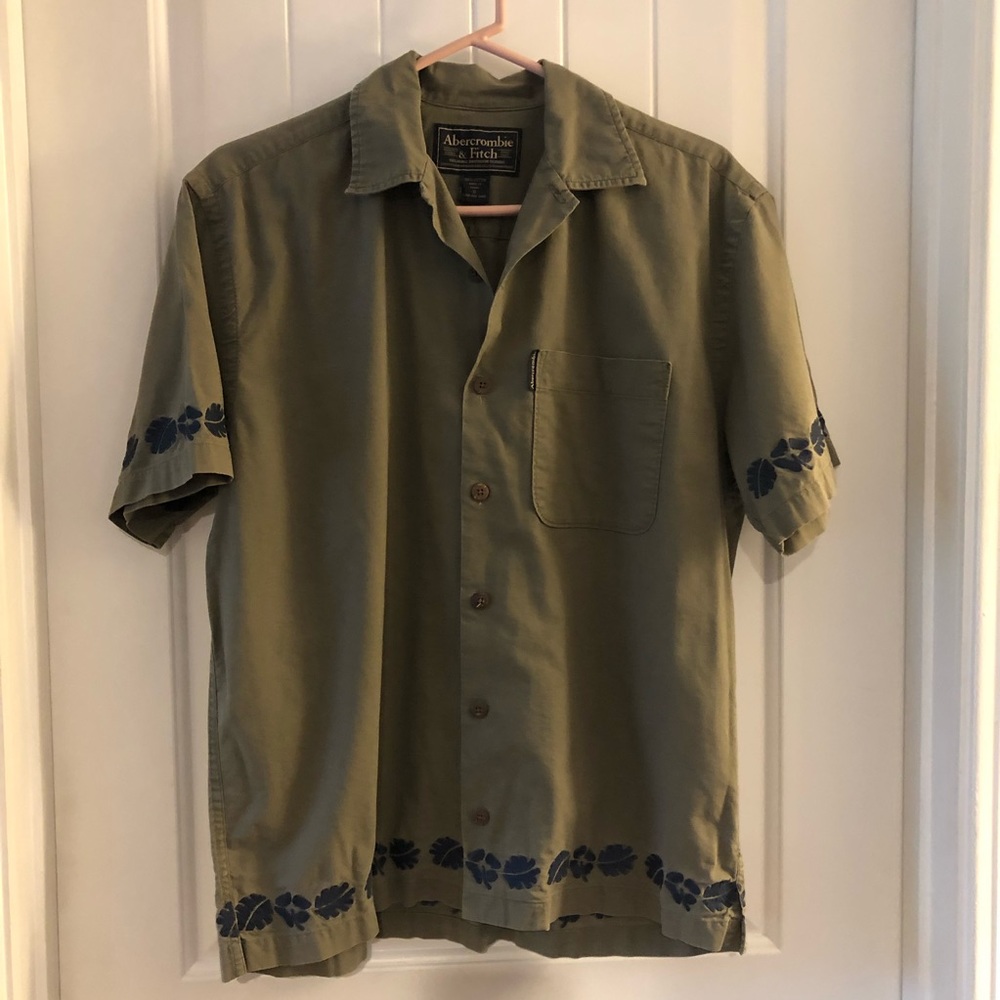 Abercrombie and Fitch shirt - S